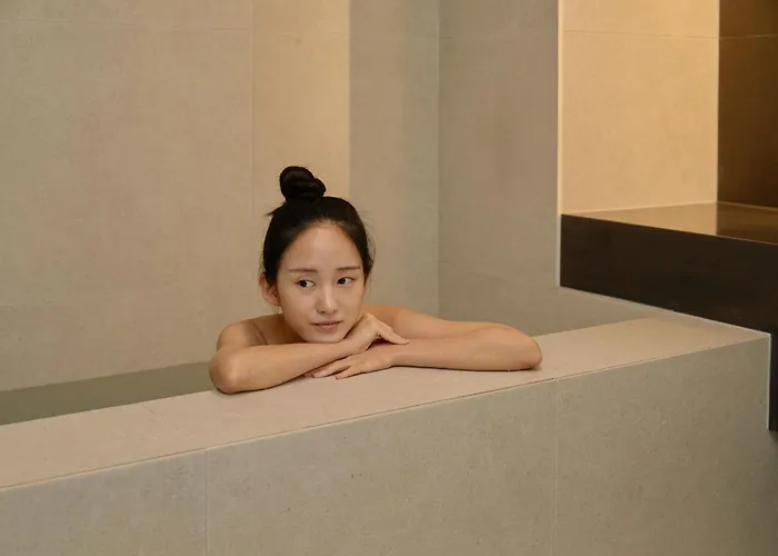 Cave By Anook Sungshin Women's * Seoul