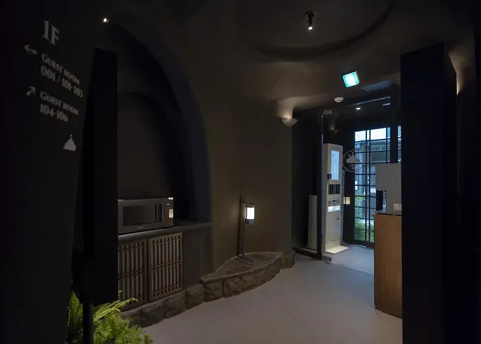 Hotel Cave By Anook Sungshin Women's Seoul