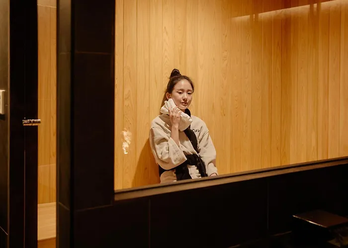 Hotel Cave By Anook Sungshin Women's