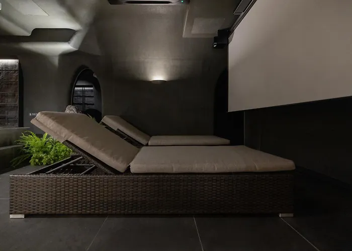 Cave By Anook Sungshin Women's Hotel *