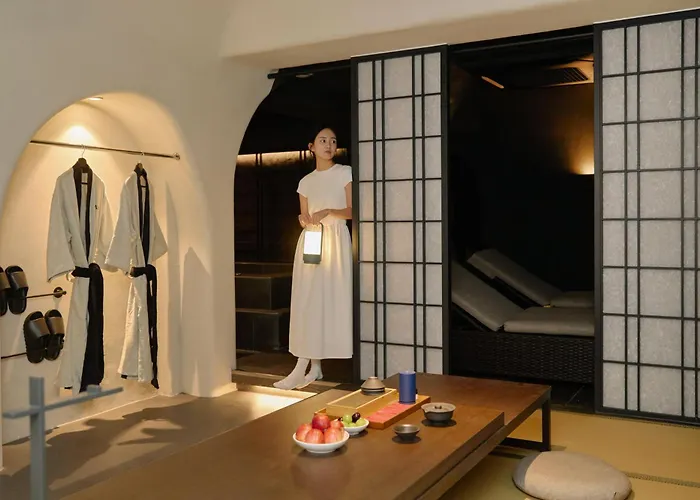 Cave By Anook Sungshin Women's Hotel *