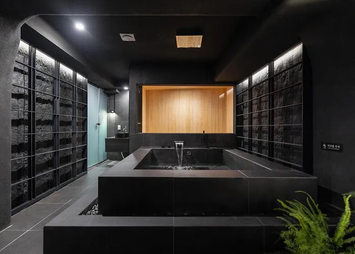 Cave By Anook Sungshin Women's Hotel *